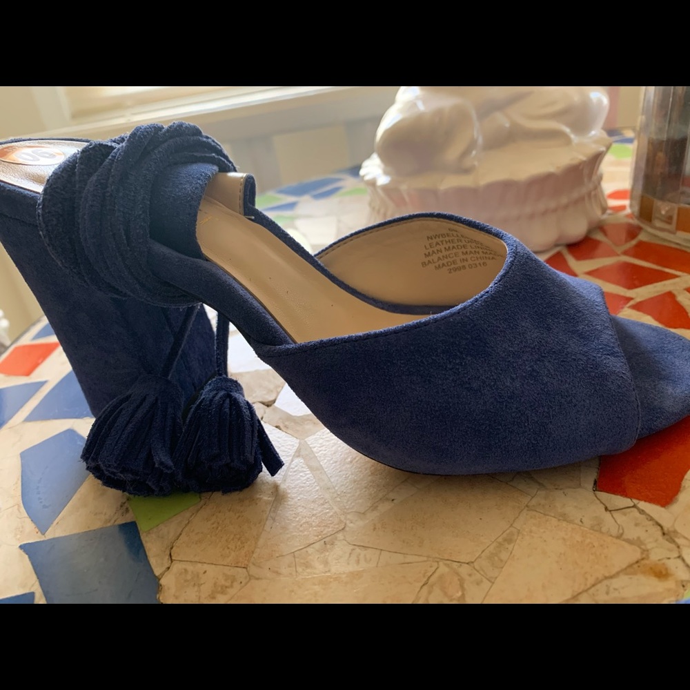 Shoes - Picture 3 of 3